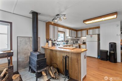 7031 NE 175th Street #5, Kenmore, WA 98028 - Photo 11