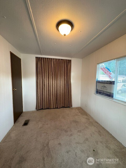 7031 NE 175th Street #5, Kenmore, WA 98028