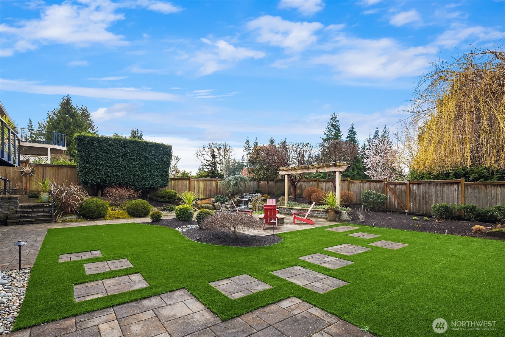 5829 112th Place NE, Kirkland, WA 98033