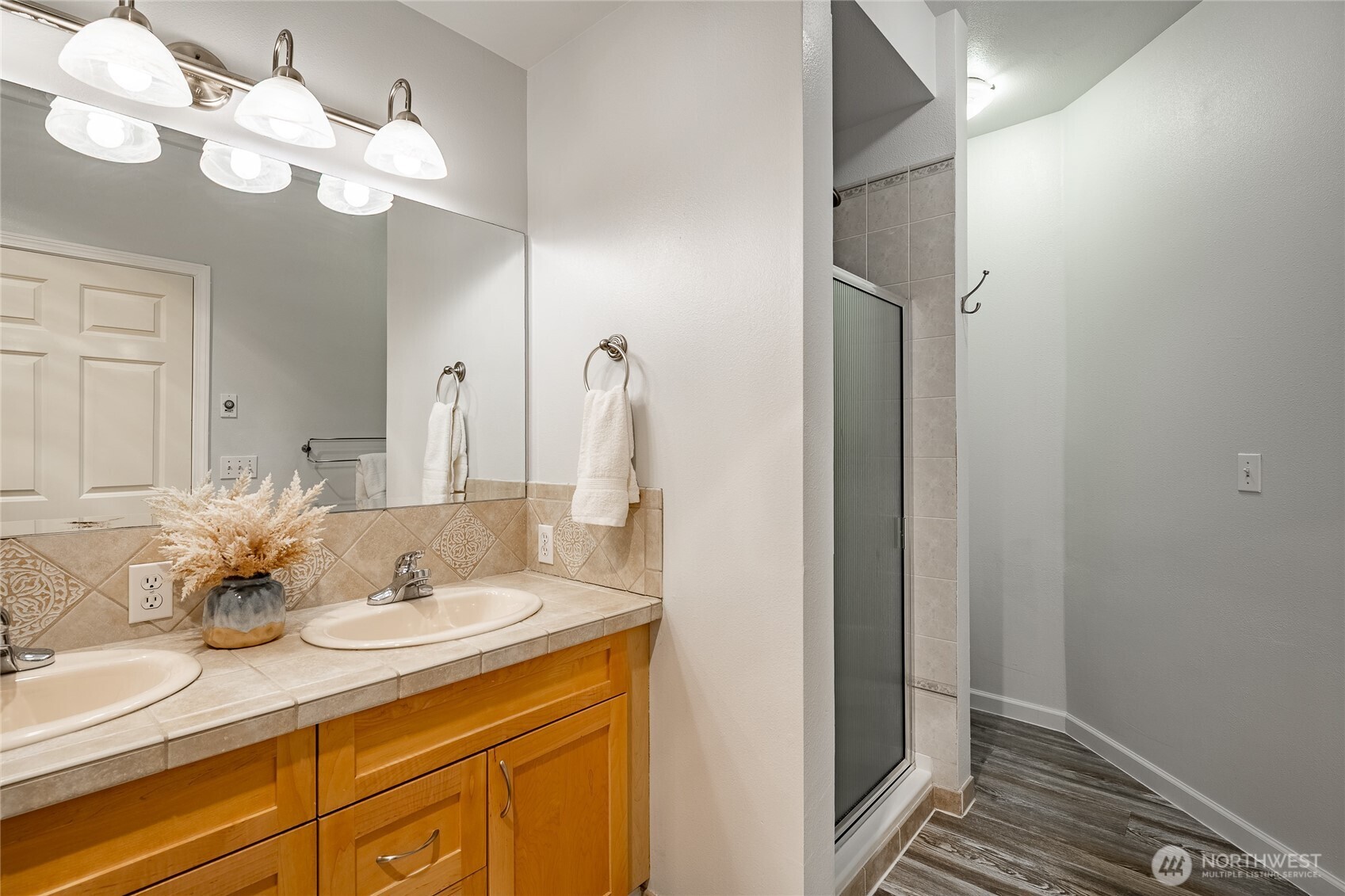 15000 Juanita Drive NE #307, Kenmore, WA 98028