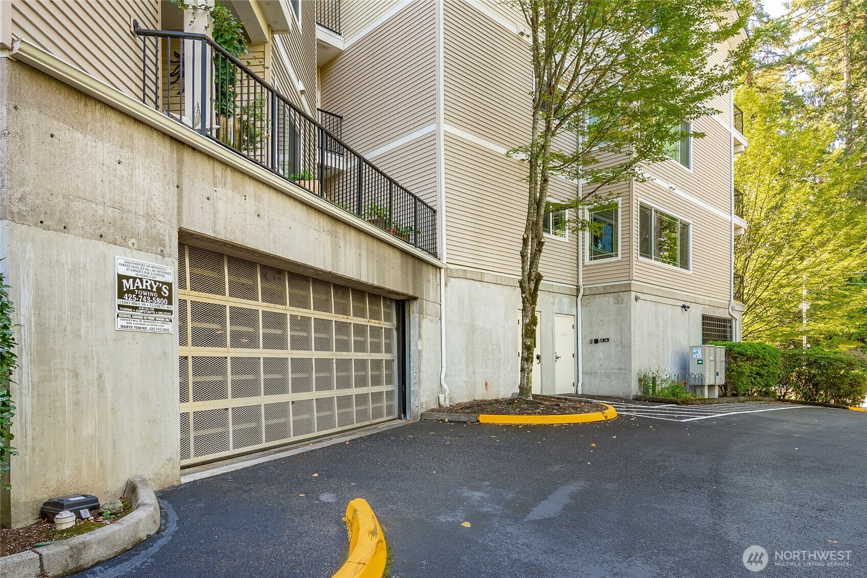 15000 Juanita Drive NE #307, Kenmore, WA 98028