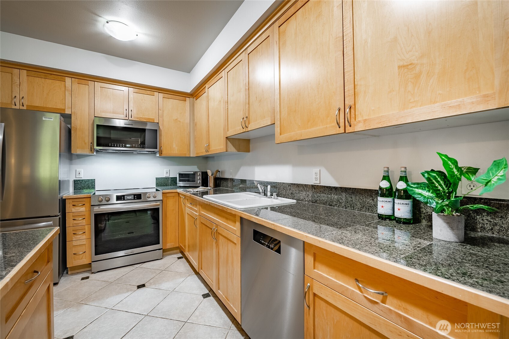 15000 Juanita Drive NE #307, Kenmore, WA 98028