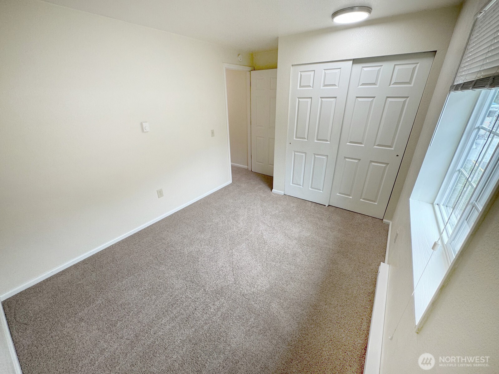 820 32nd Street , Bellingham, WA 98225-6523