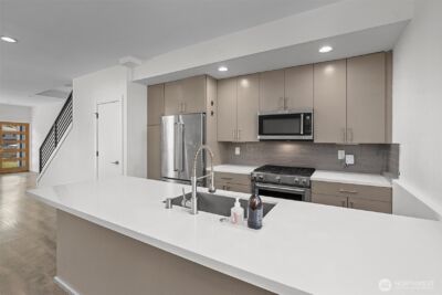 1058 S Cloverdale Street #C, Seattle, WA 98108 - Photo 15