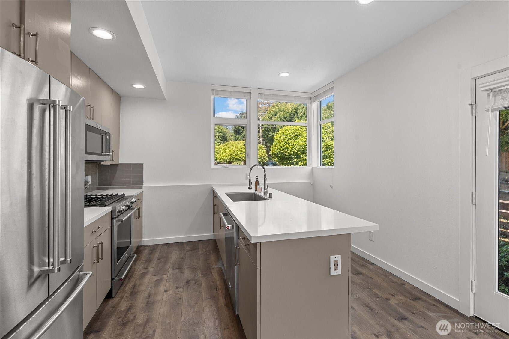 1058 S Cloverdale Street #C, Seattle, WA 98108