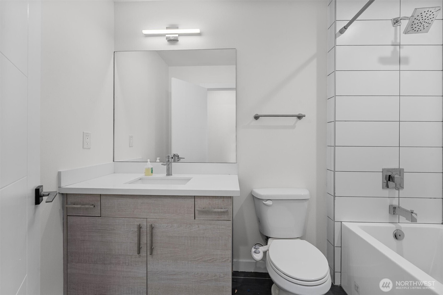 1058 S Cloverdale Street #C, Seattle, WA 98108