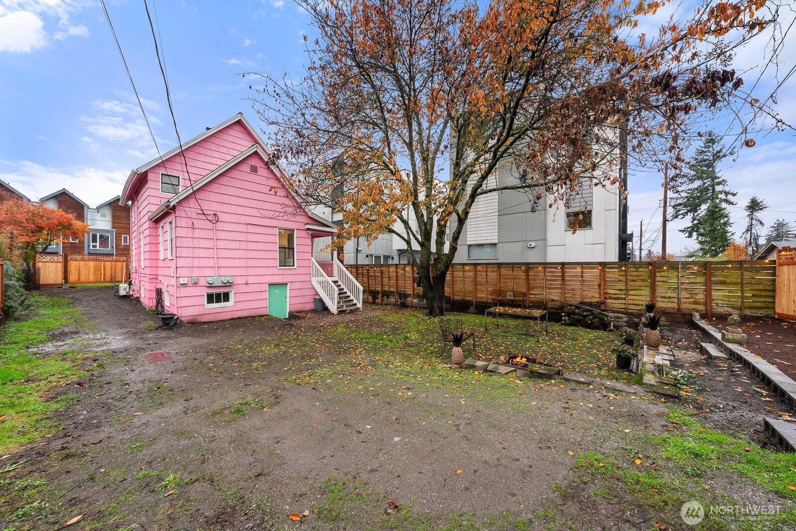 6636 Carleton Avenue S, Seattle, WA 98108-3531