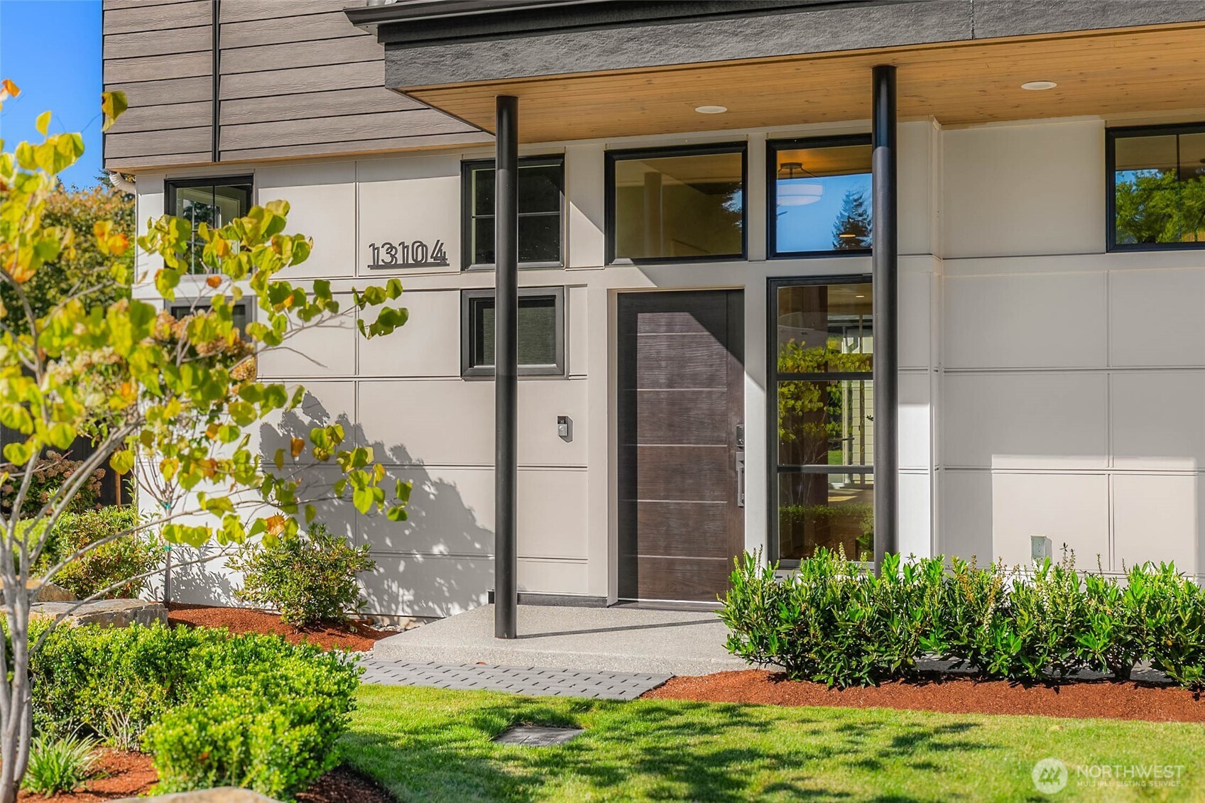 13104 NE 103RD Place , Kirkland, WA 98033