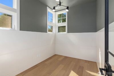 13104 NE 103RD Place , Kirkland, WA 98033 - Photo 6