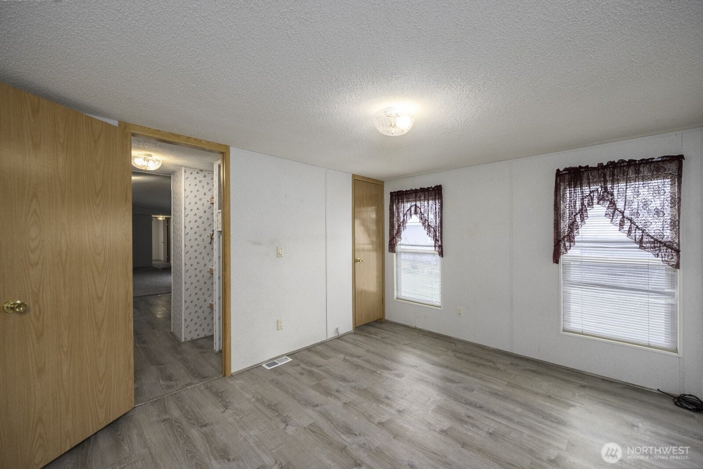 463 8th Avenue SE, Ephrata, WA 98823