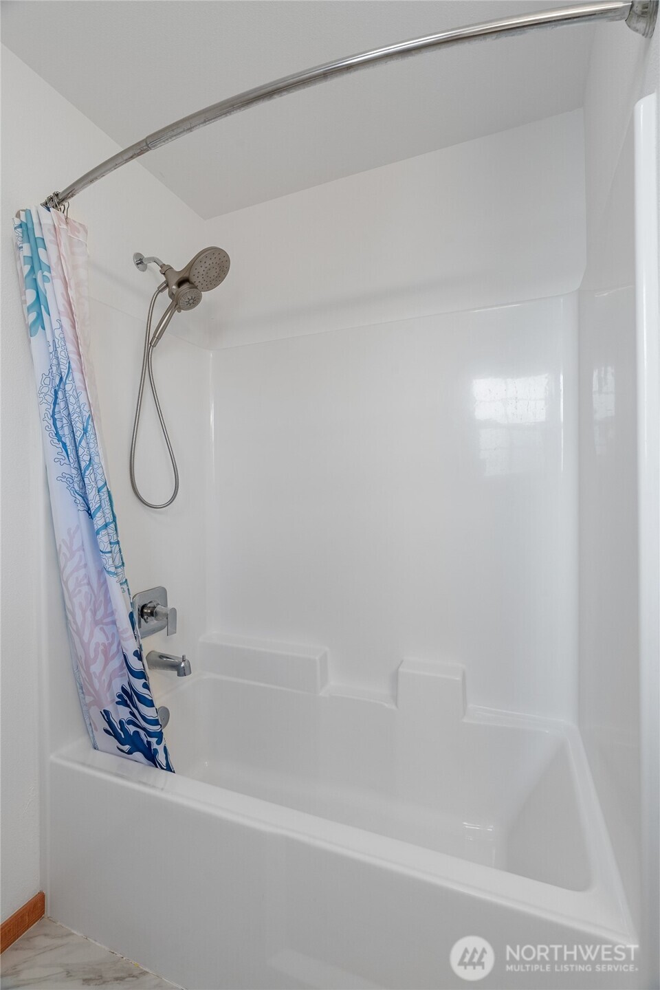 554 Ocean Shores Boulevard NW, Ocean Shores, WA 98569