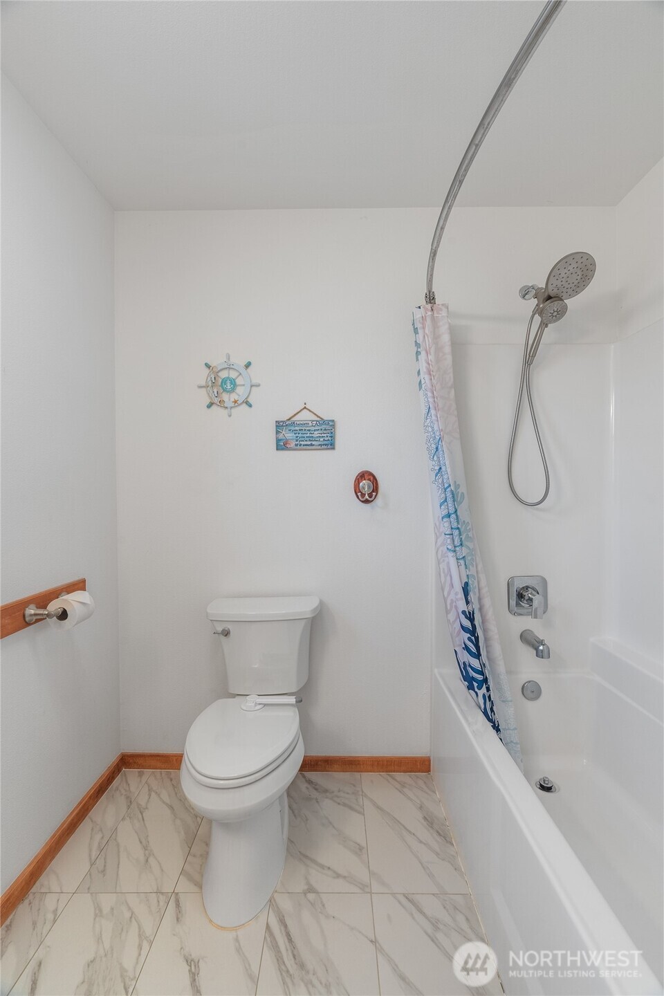 554 Ocean Shores Boulevard NW, Ocean Shores, WA 98569