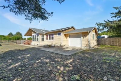 554 Ocean Shores Boulevard NW, Ocean Shores, WA 98569 - Photo 2