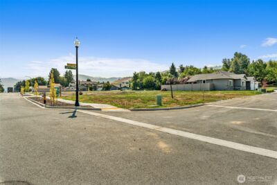 2140 Covey Ridge Lane , Wenatchee, WA 98801