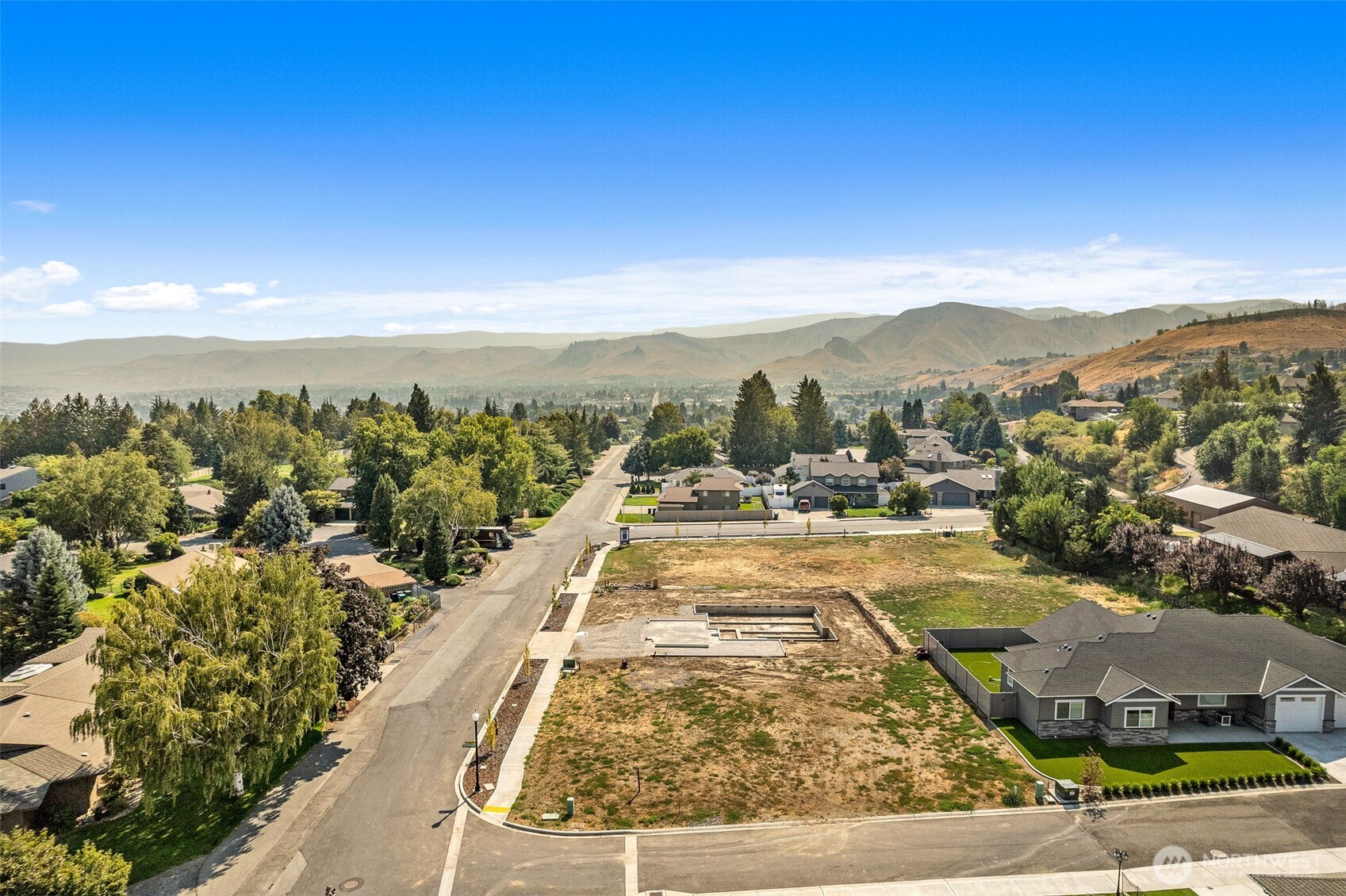 2140 Covey Ridge Lane , Wenatchee, WA 98801