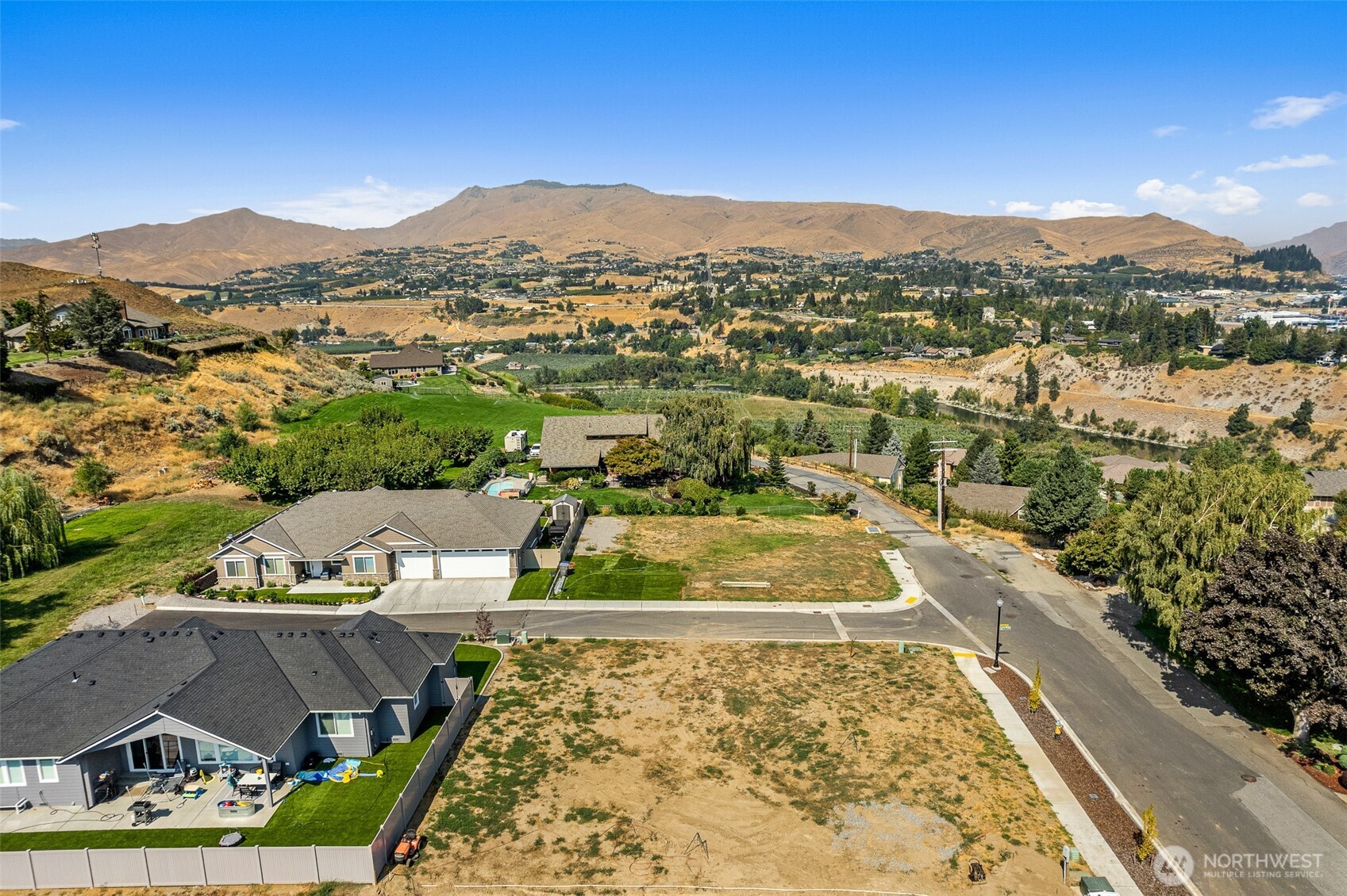 2140 Covey Ridge Lane , Wenatchee, WA 98801