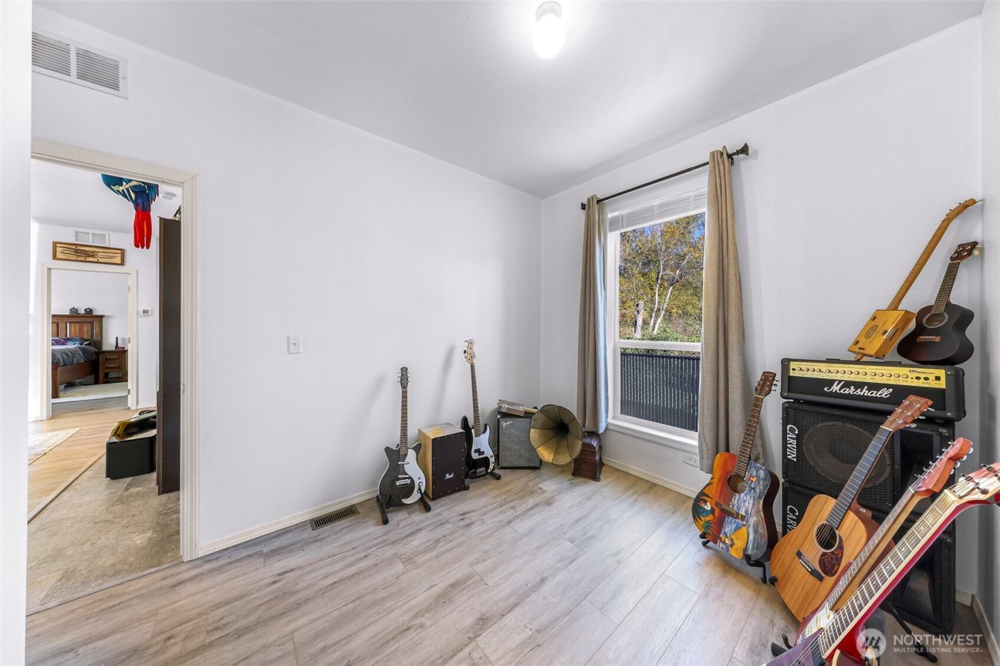 4230 Bay Road , Blaine, WA 98230