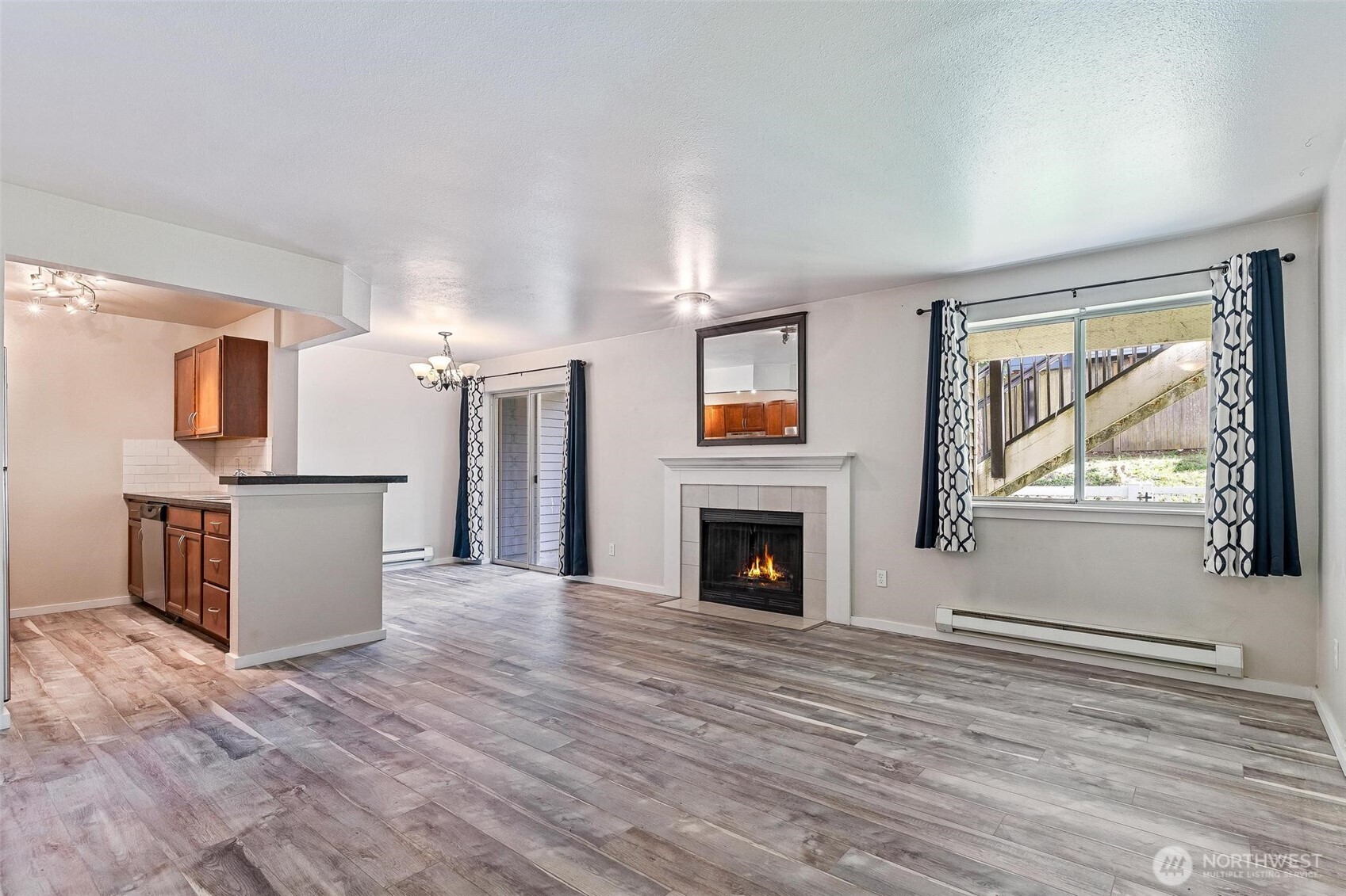 15415 35th Avenue W #F105, Lynnwood, WA 98087