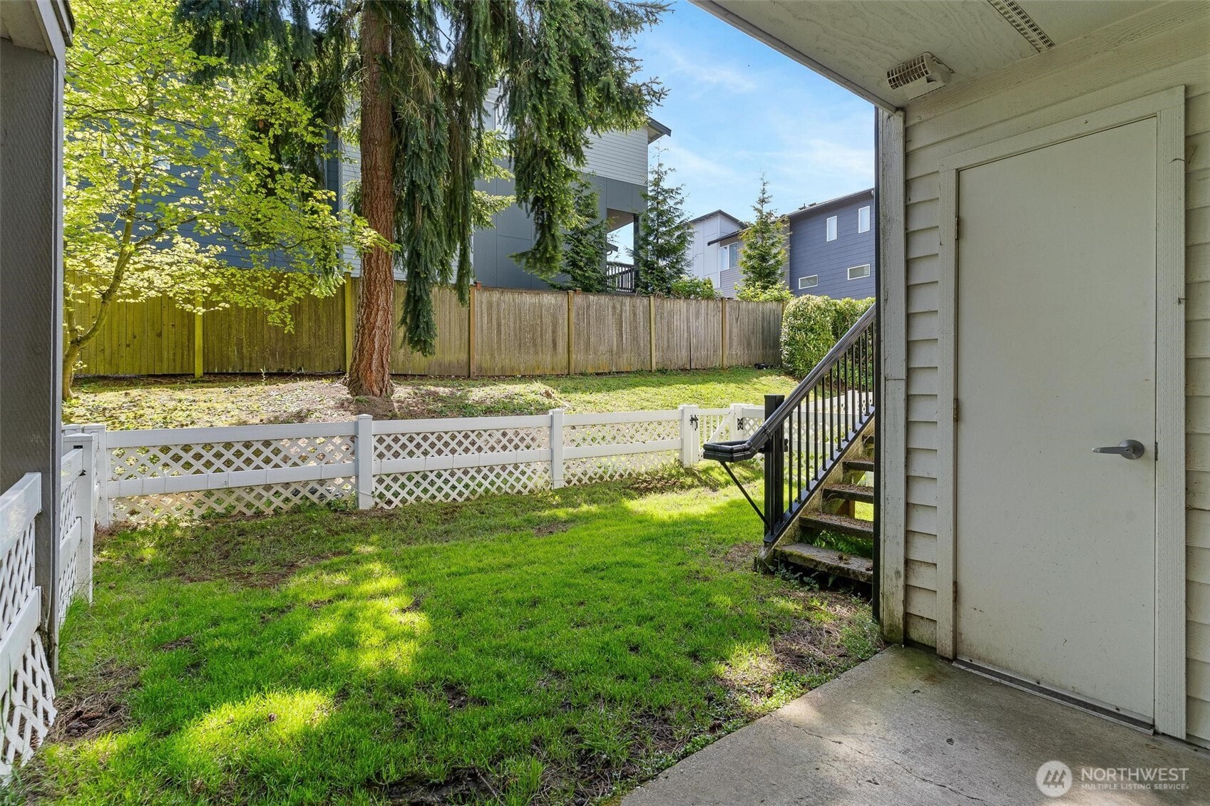 15415 35th Avenue W #F105, Lynnwood, WA 98087