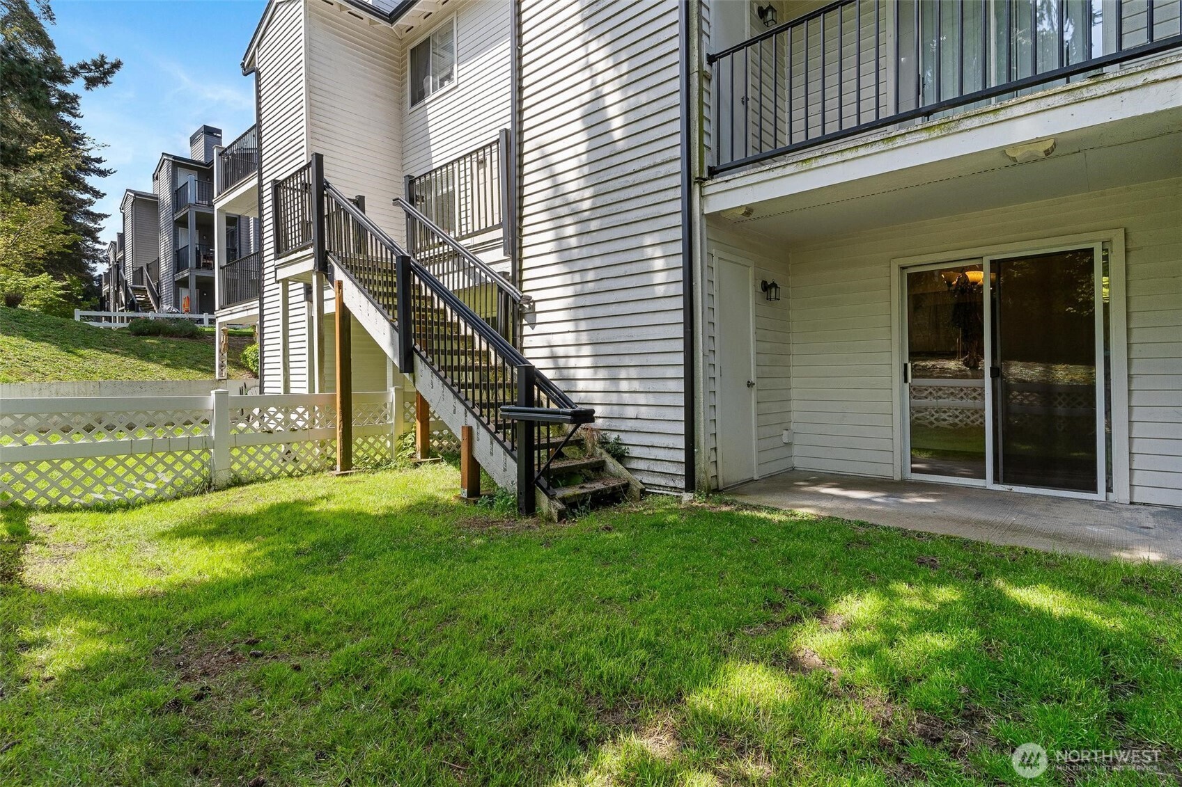 15415 35th Avenue W #F105, Lynnwood, WA 98087