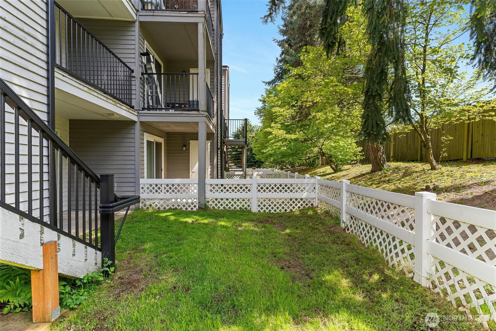 15415 35th Avenue W #F105, Lynnwood, WA 98087