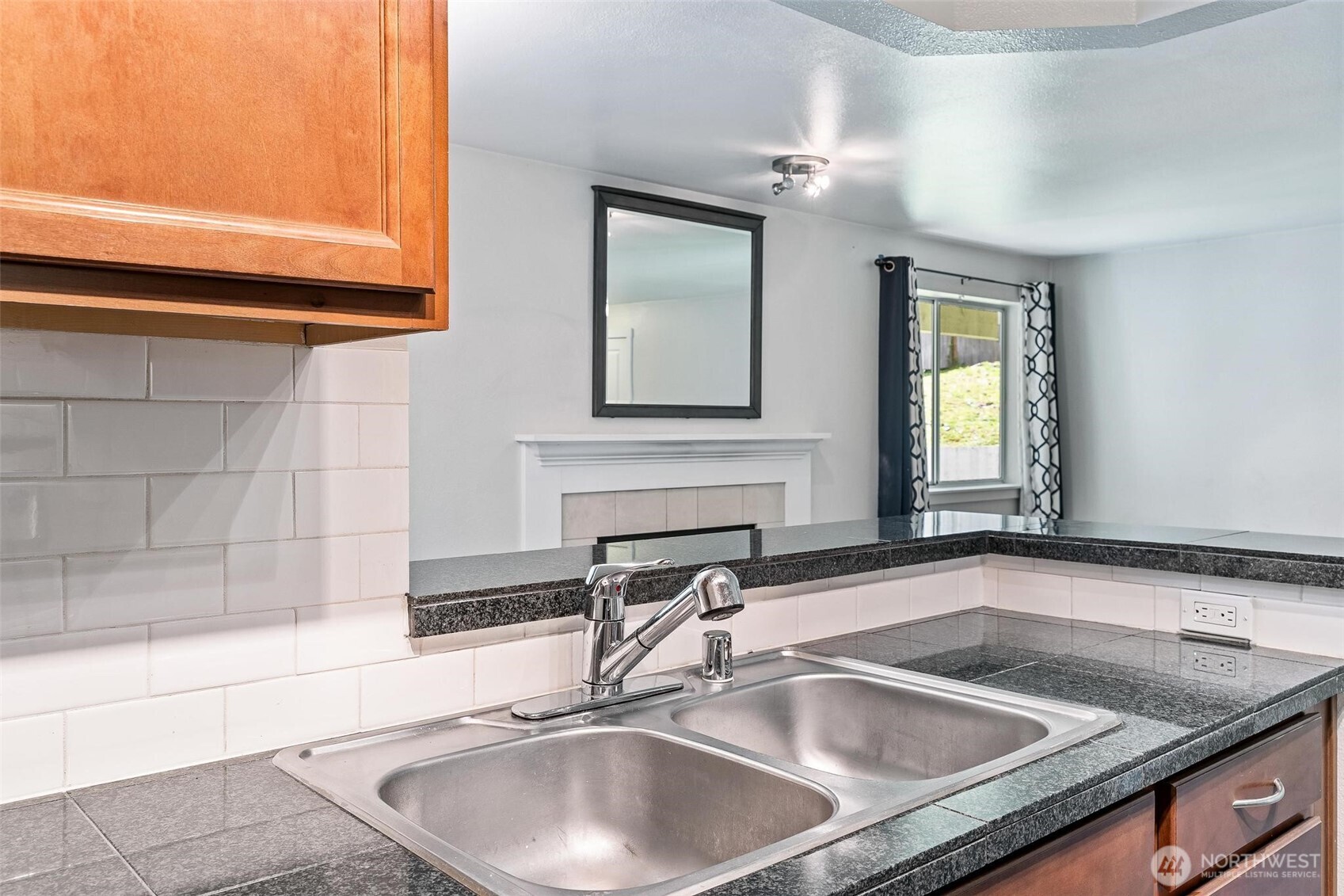 15415 35th Avenue W #F105, Lynnwood, WA 98087