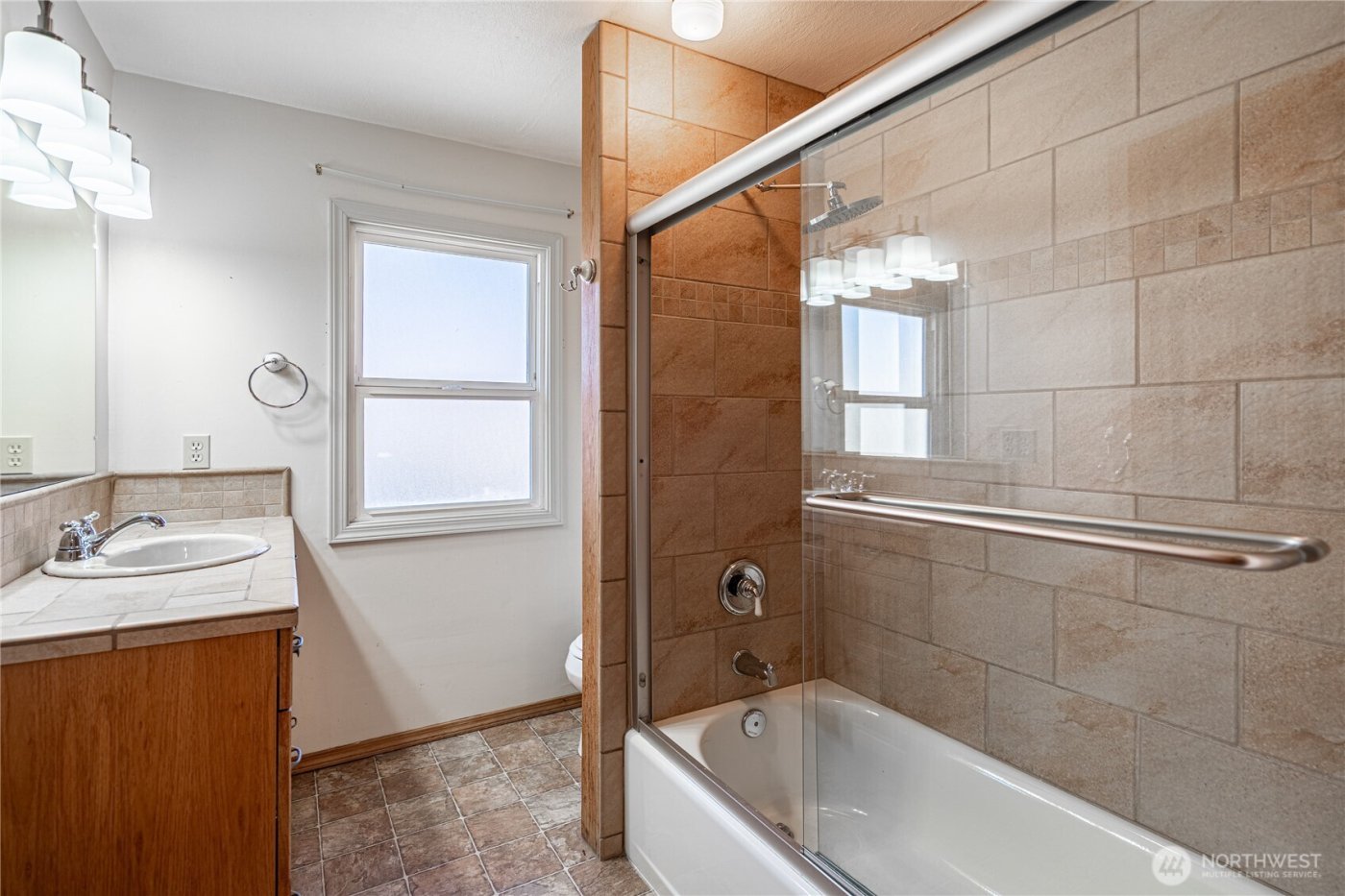 145 N Harris Avenue , Manson, WA 98831