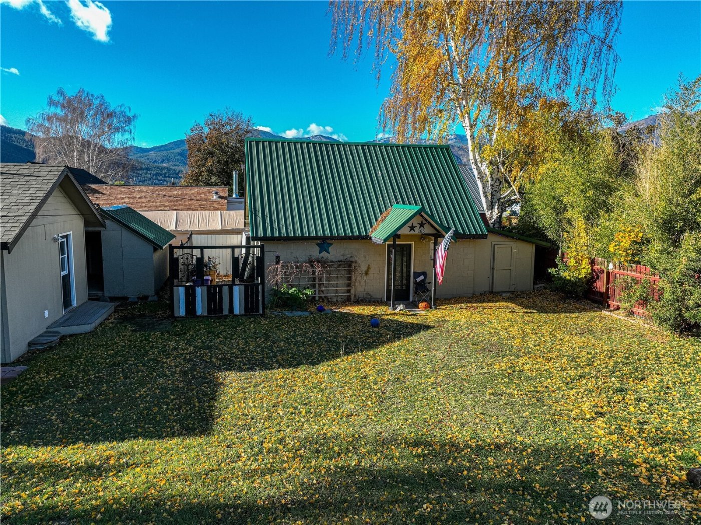 145 N Harris Avenue , Manson, WA 98831