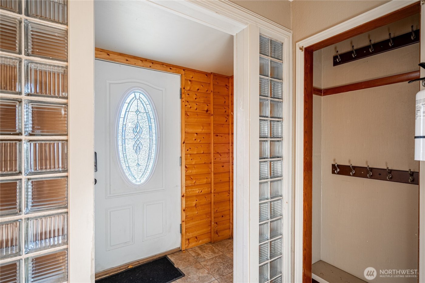 145 N Harris Avenue , Manson, WA 98831