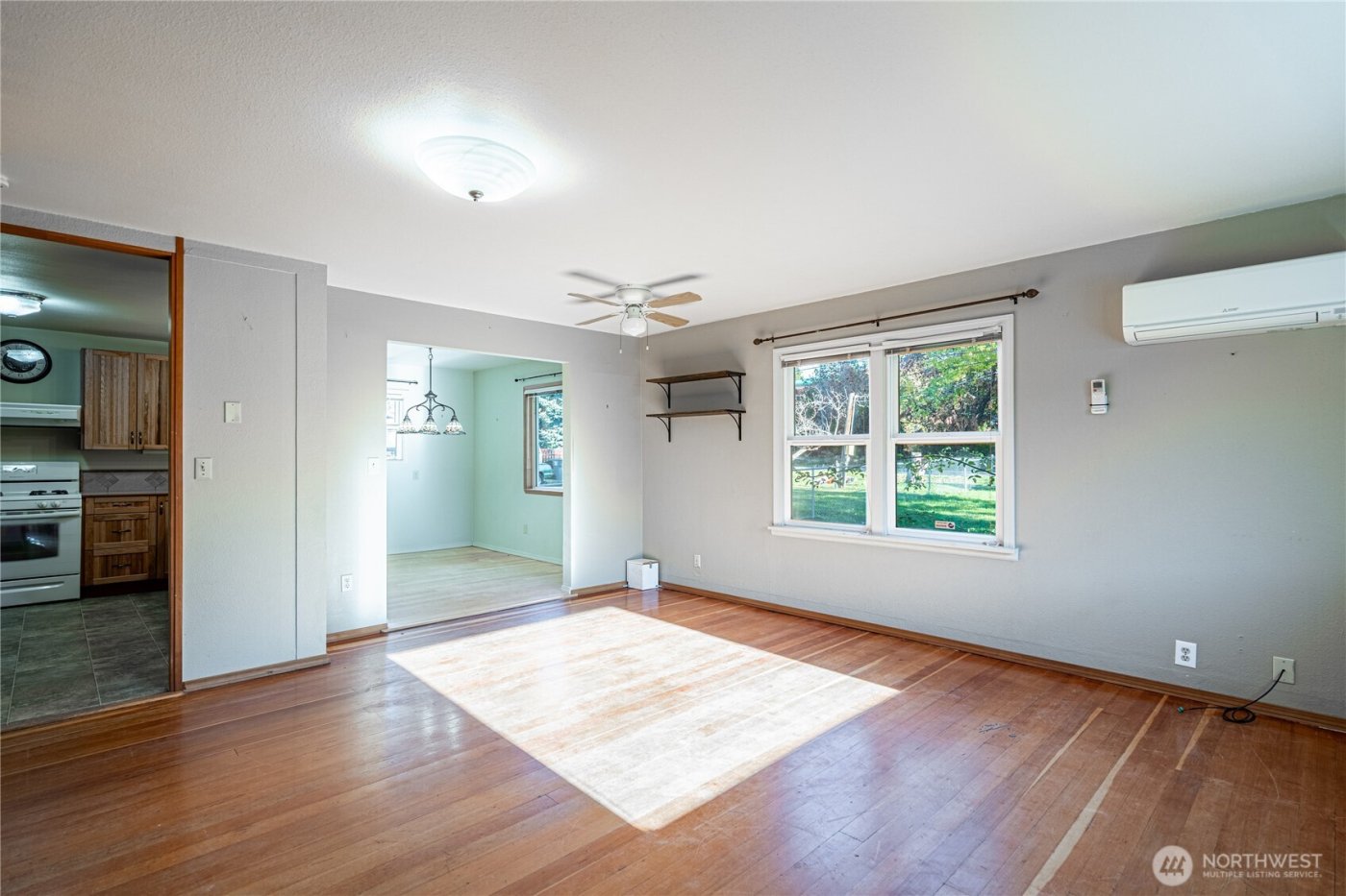 145 N Harris Avenue , Manson, WA 98831