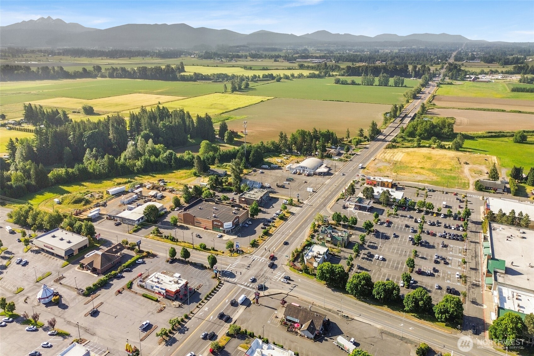 8082 Guide Meridian Road , Lynden, WA 98264