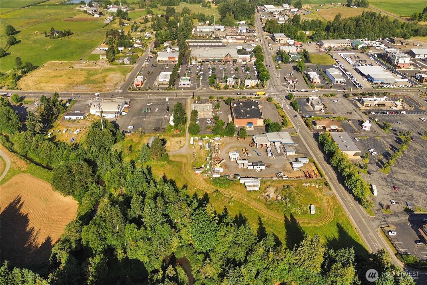 8082 Guide Meridian Road , Lynden, WA 98264