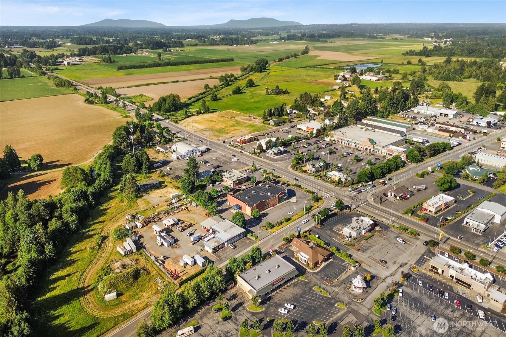 8082 Guide Meridian Road , Lynden, WA 98264