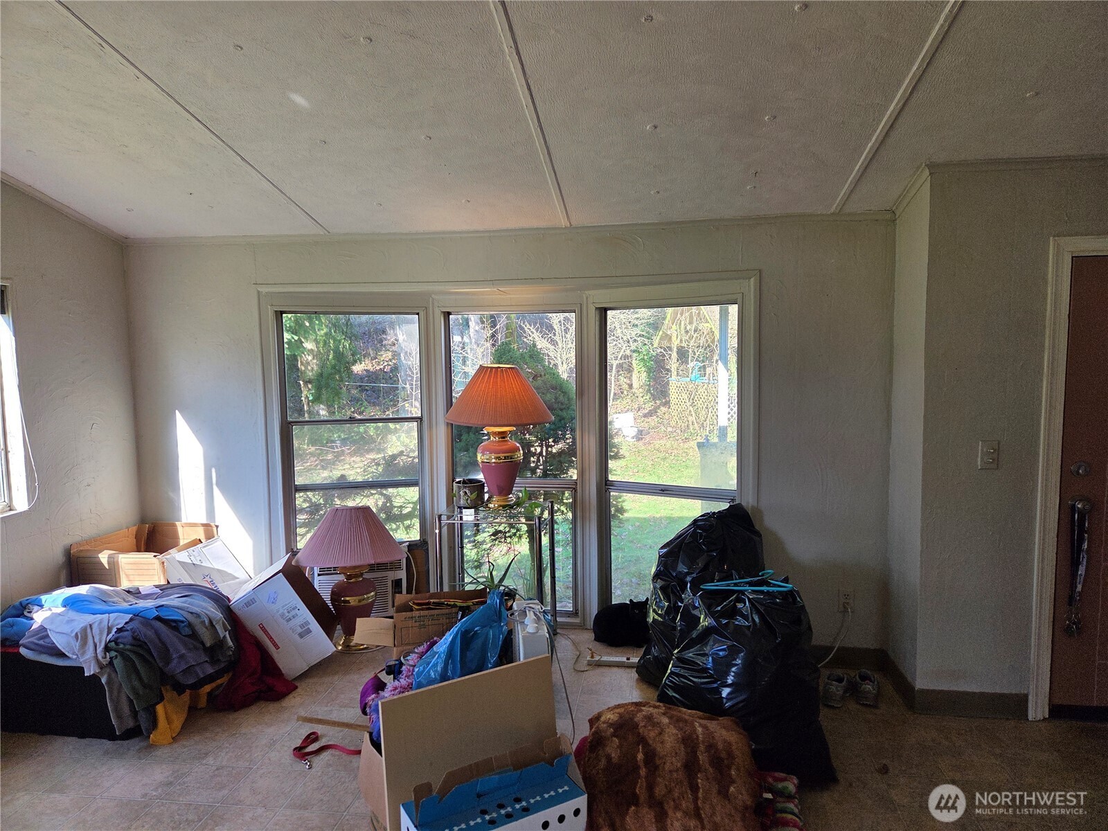 208 Burma Road , Castle Rock, WA 98611