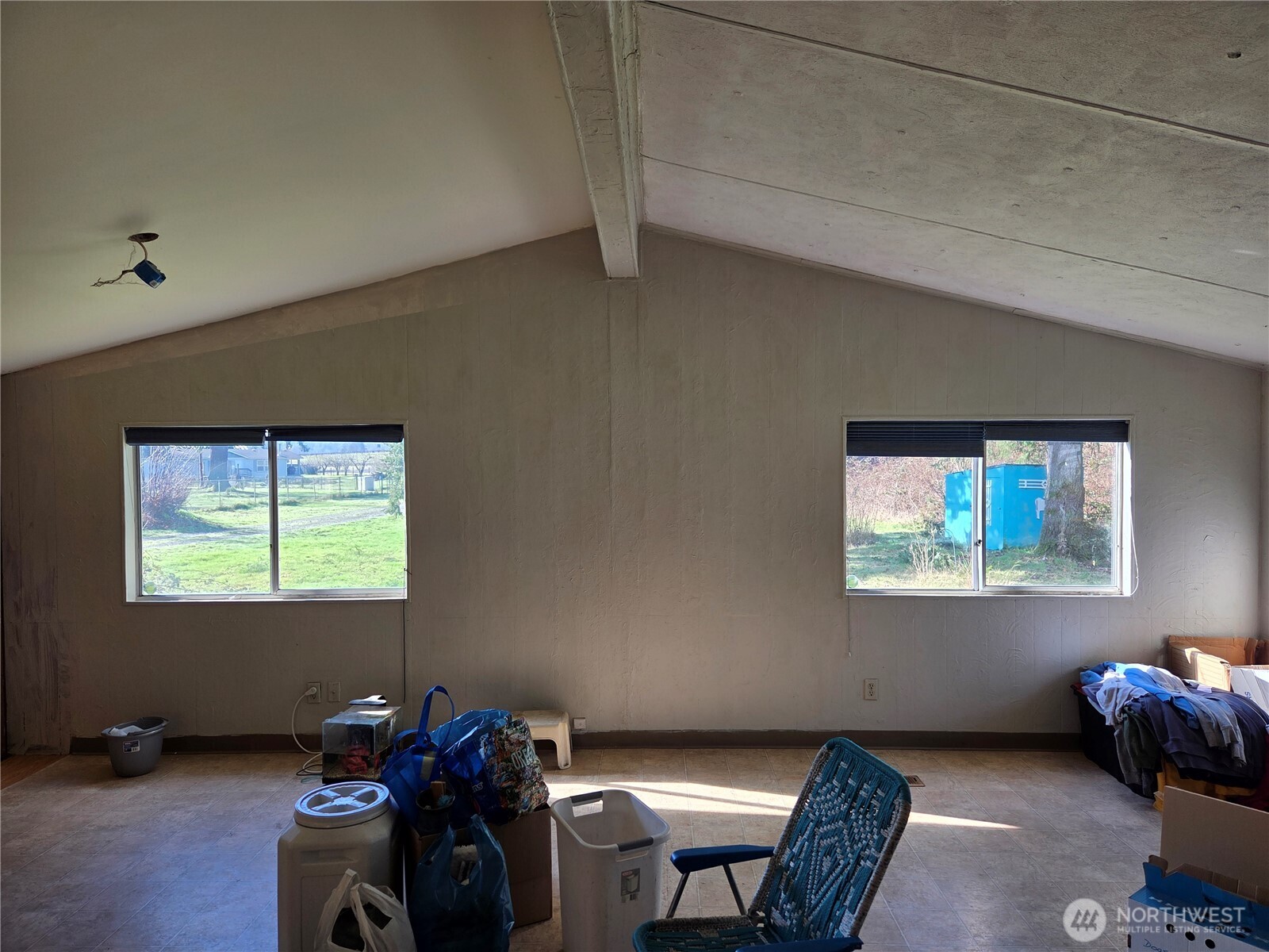 208 Burma Road , Castle Rock, WA 98611