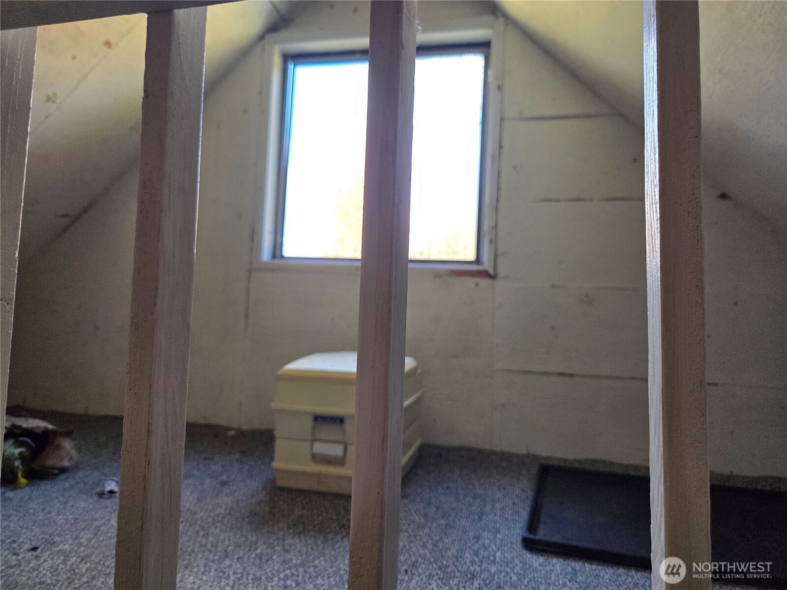 208 Burma Road , Castle Rock, WA 98611