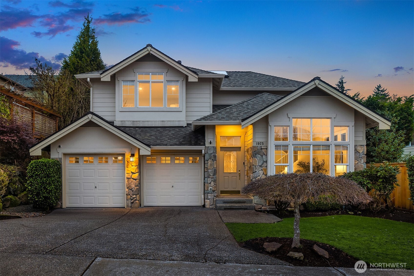1925 NE 33rd Place , Renton, WA 98056