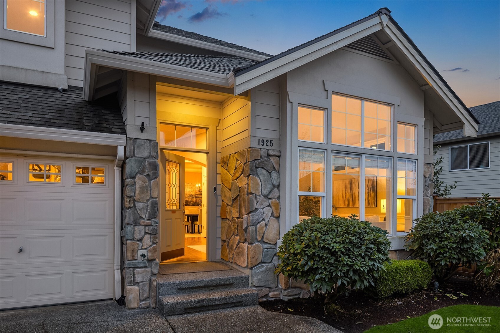 1925 NE 33rd Place , Renton, WA 98056