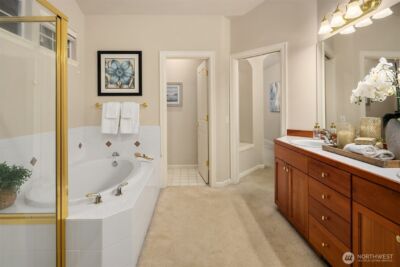 1925 NE 33rd Place , Renton, WA 98056 - Photo 28