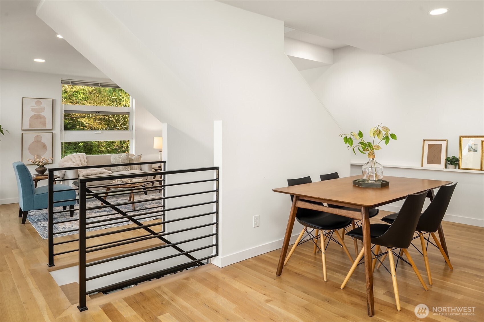 2455 Wickstrom Place SW, Seattle, WA 98116