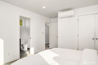 2455 Wickstrom Place SW, Seattle, WA 98116 - Photo 17