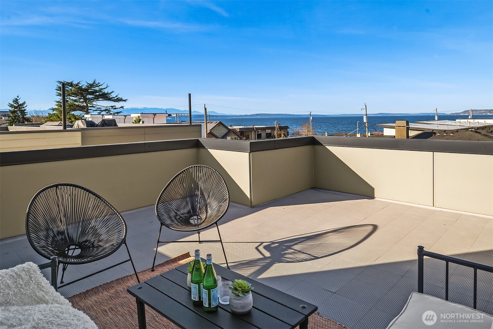 2455 Wickstrom Place SW, Seattle, WA 98116