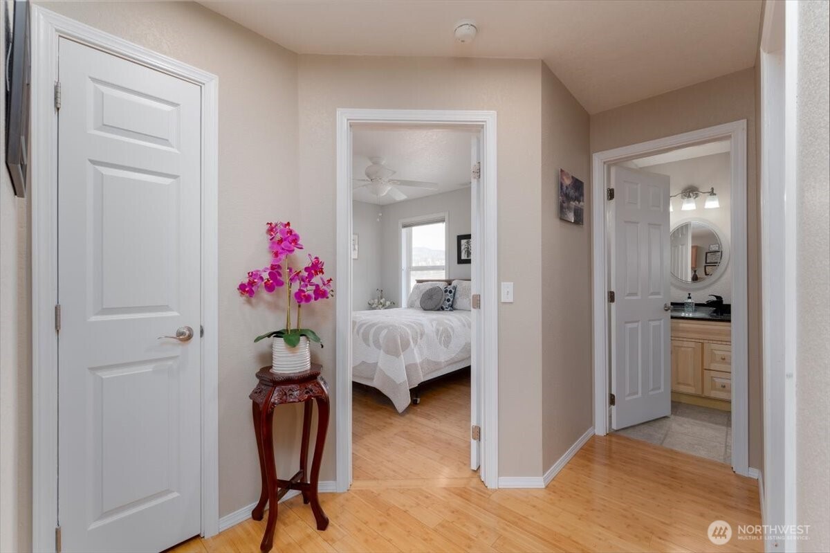 605 Chelan Trails Road , Manson, WA 98831