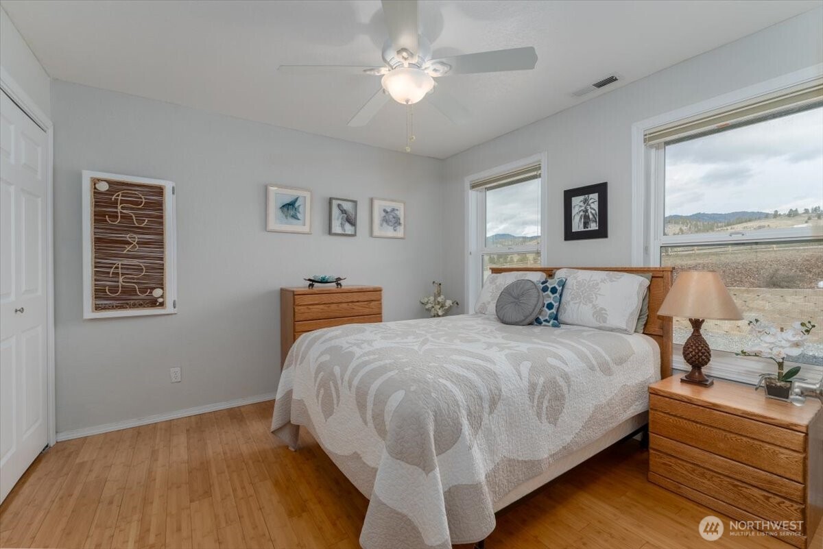 605 Chelan Trails Road , Manson, WA 98831