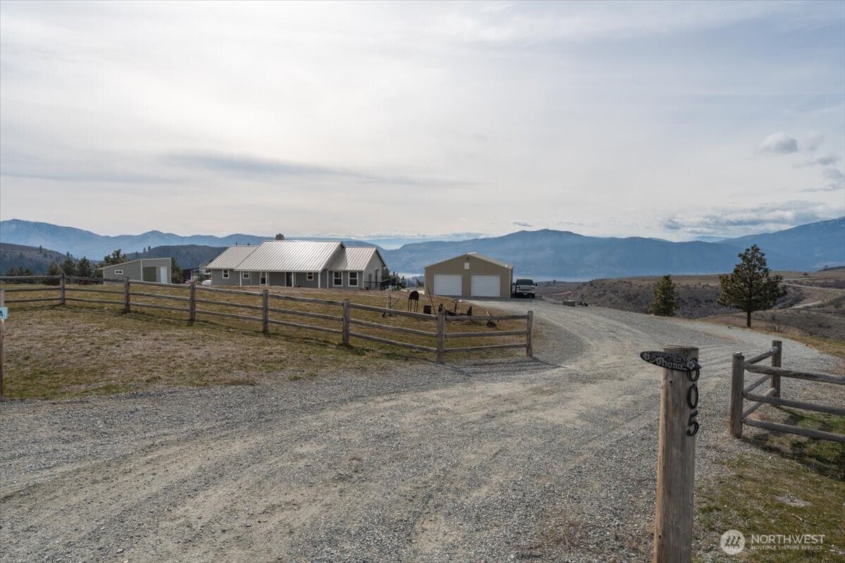 605 Chelan Trails Road , Manson, WA 98831