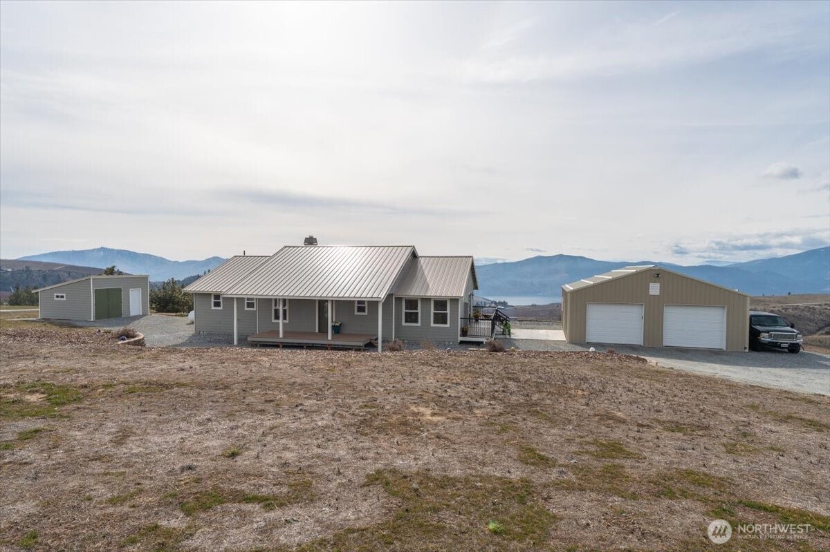 605 Chelan Trails Road , Manson, WA 98831