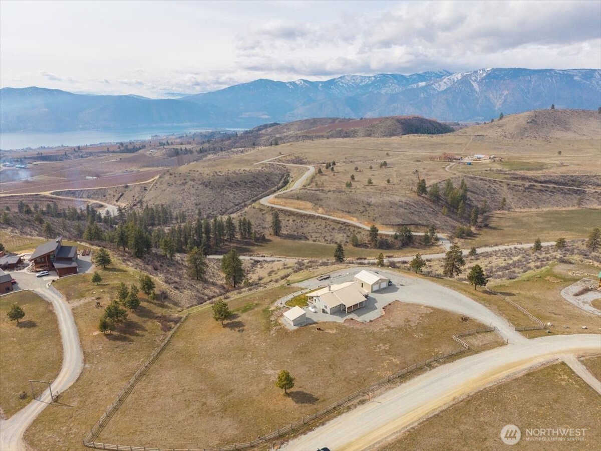605 Chelan Trails Road , Manson, WA 98831