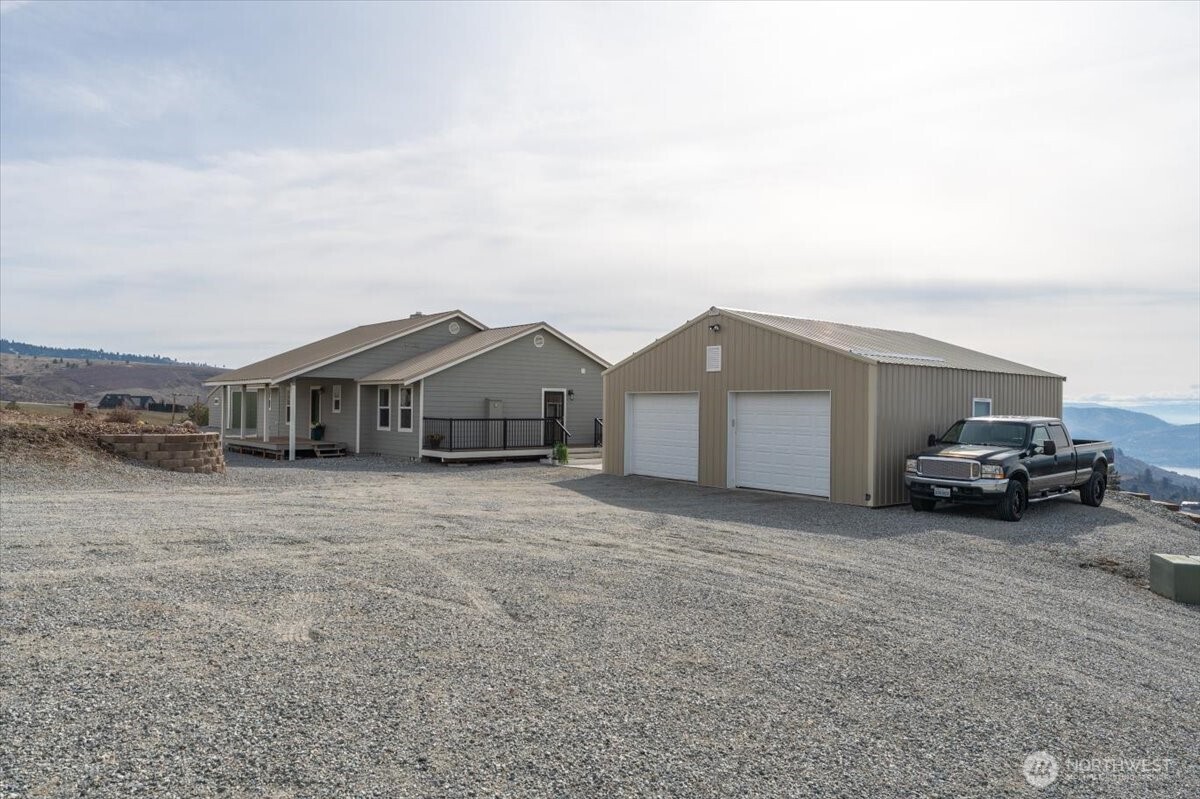 605 Chelan Trails Road , Manson, WA 98831