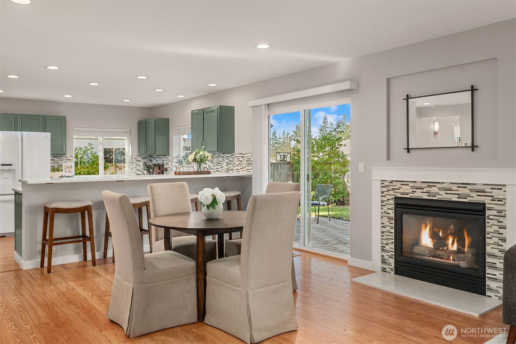 8608 196th Street SW, Edmonds, WA 98026