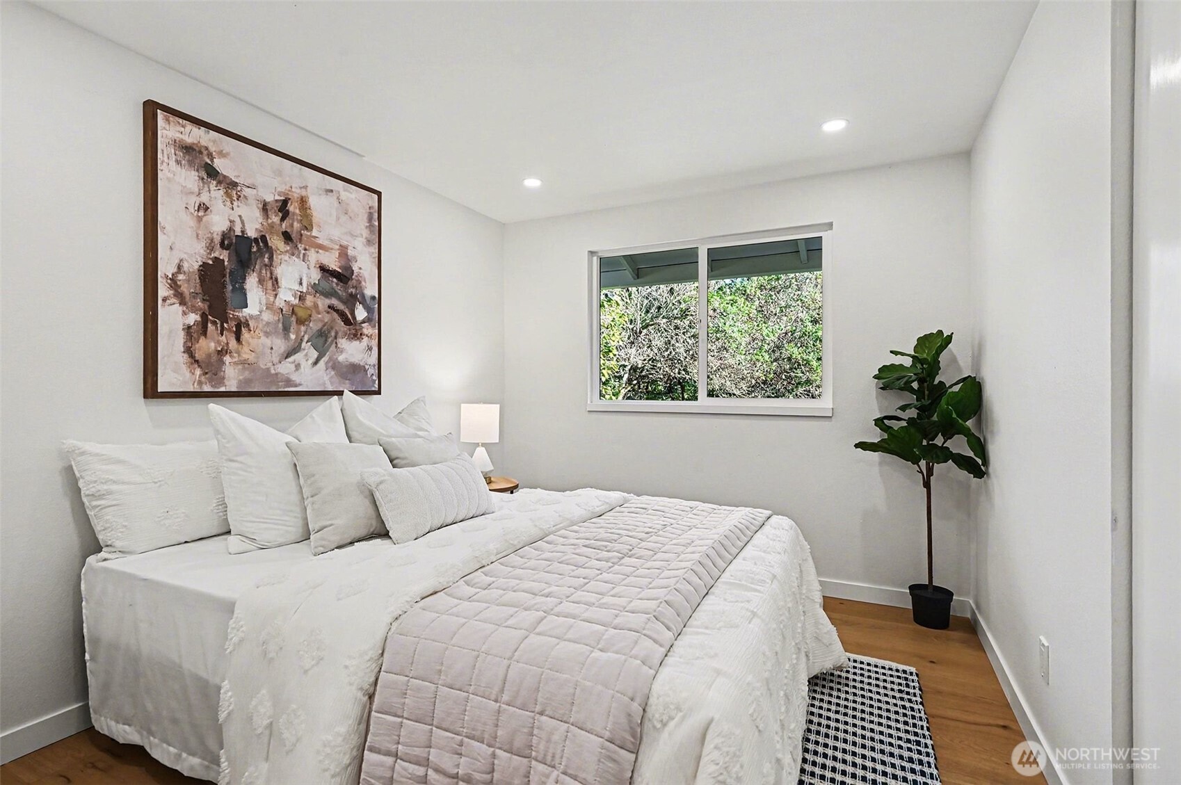 6560 W Mercer Way , Mercer Island, WA 98040